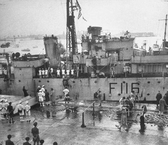 49年长江炮战,三野猛轰4艘英国军舰,不怕对方派航母来华报复?