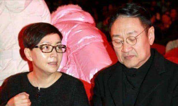 原创宋丹丹11年感情错付后嫁给了相恋28天的赵玉吉今61岁当奶奶