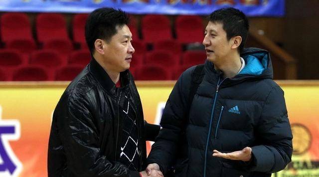 广州锋线或投奔上海,李春江父子再相聚_李京龙_季后赛_深圳队