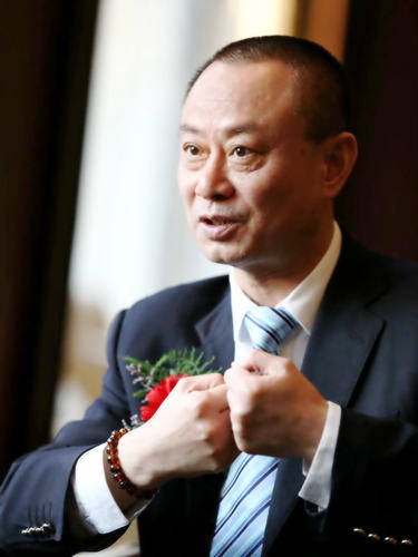 老狼赵旭荣获"2022年德艺双馨人民艺术家"荣誉称号_音乐_中国_艺术网