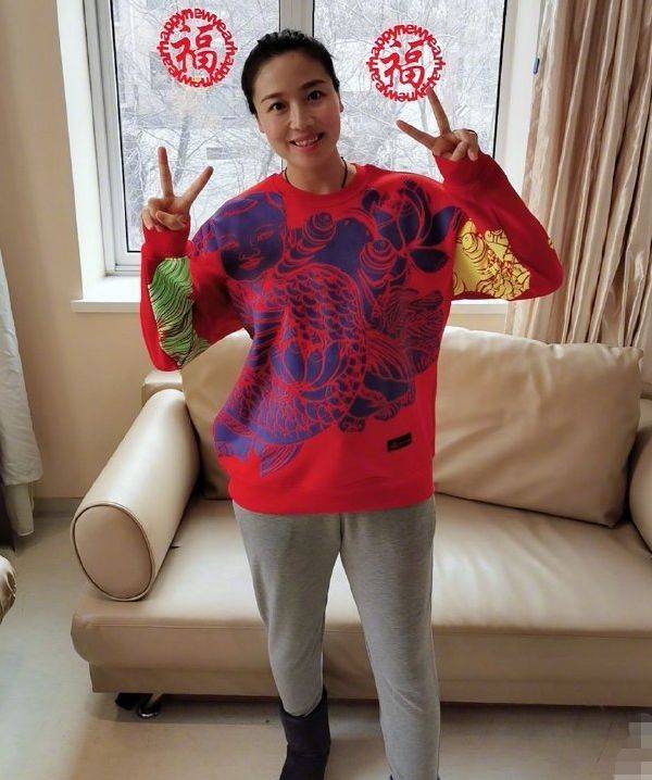 队长,因"按摩生情"嫁助理教练,42岁韵味十足_魏秋月_袁灵犀_天津市