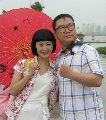 歌手尹相杰近照曝光身材消瘦认不出紧随于文华被嘲像跟班儿