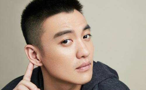 原创周一围被问演的哪部戏最烂下意识转头看向杨颖baby看我干嘛