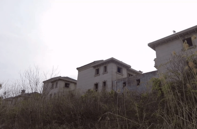 苏州一“烂尾别墅区”，却因造型酷似城堡，成为网红打卡地