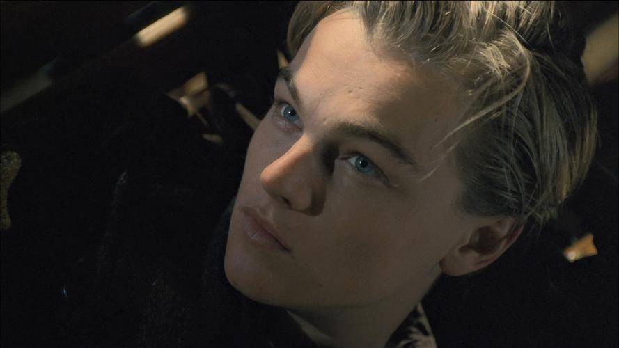 爱情片的天花板,解开沉默的《泰坦尼克号》封存的记忆?