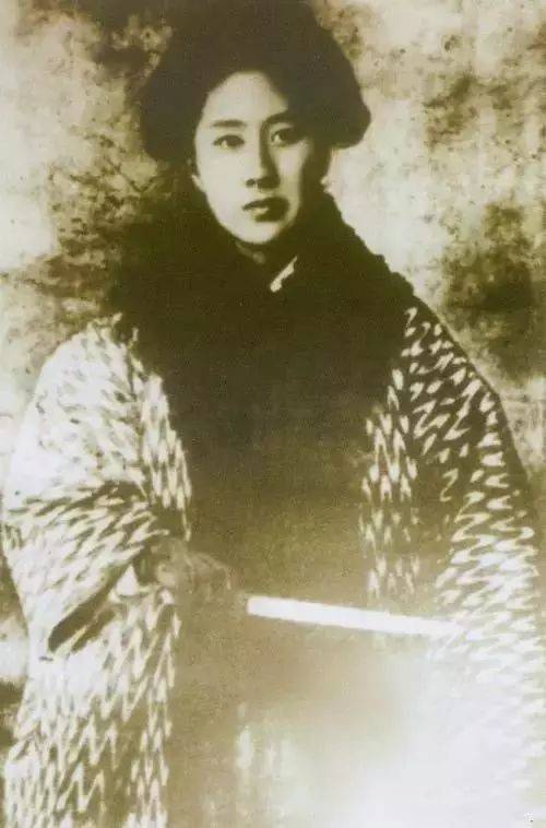 女人纵横丨近代中国女性革命的象征:秋瑾_徐锡麟_大通学堂_浙江