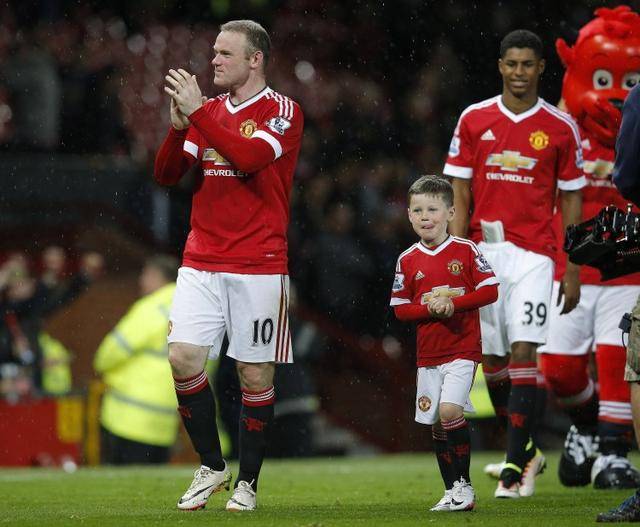 原创真爱红魔鲁尼次子也加盟曼联队伍8岁出征锦标赛获球迷祝福