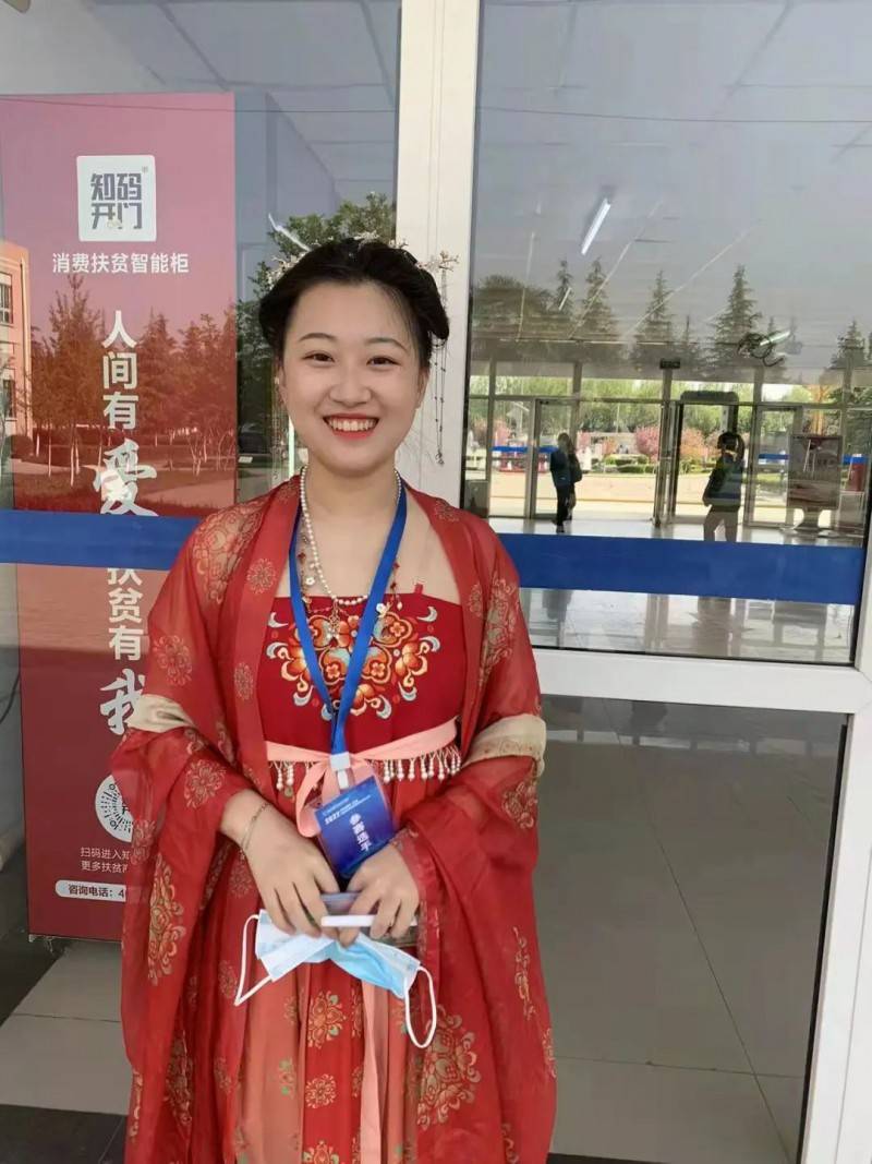 陕西旅游烹饪职业学院学生在高职院校技能大赛"导游服务"赛项中荣获