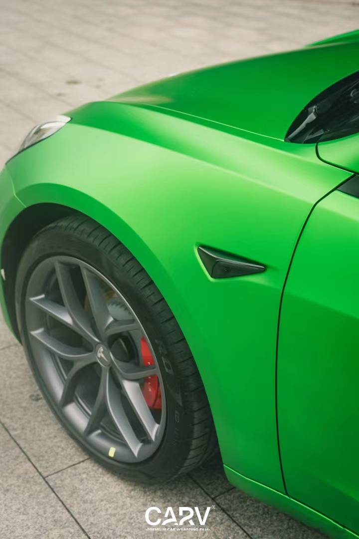 特斯拉model3卡孚改色膜白金消光液态金属绿_搜狐汽车_搜狐网