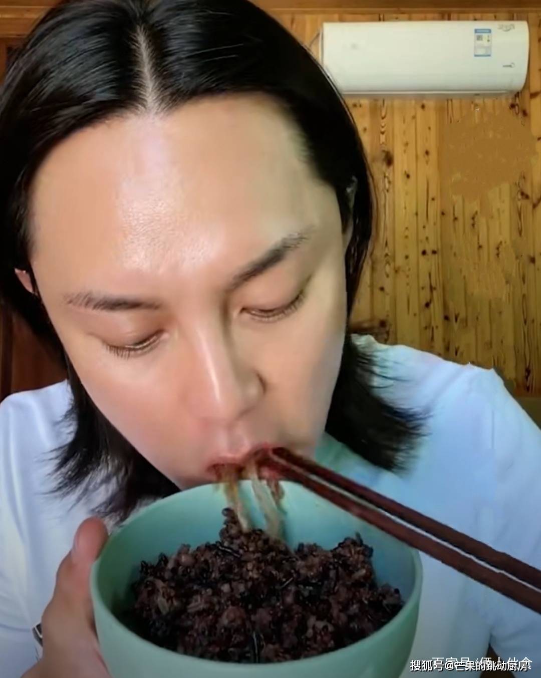 尹正近段时间越来越瘦看了他的焖菜粉丝还有其他减脂食物吗