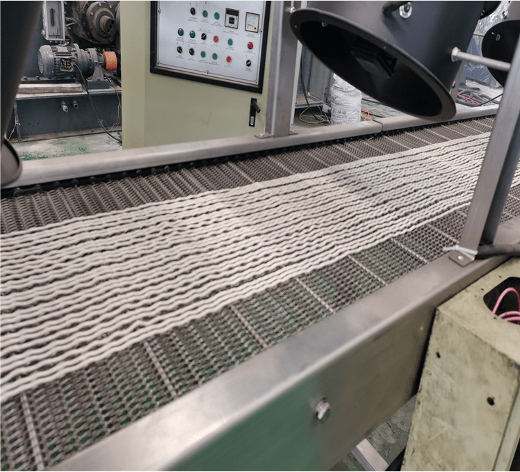 双螺杆造粒机 降解母粒造粒机 生物降解塑料造粒机 无机物降解塑料