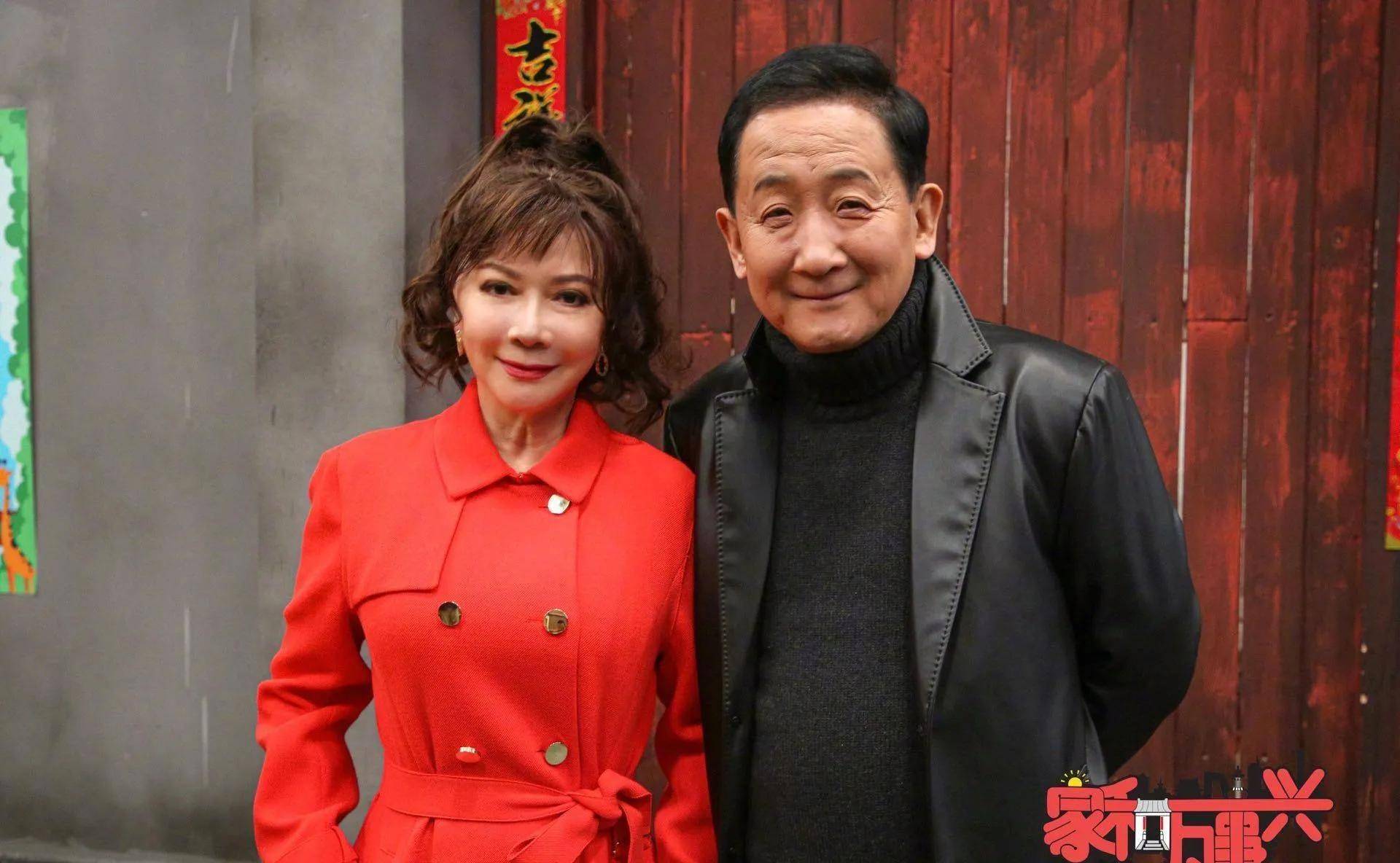 演员蔡明收小情书收来一个老公结婚37年零绯闻