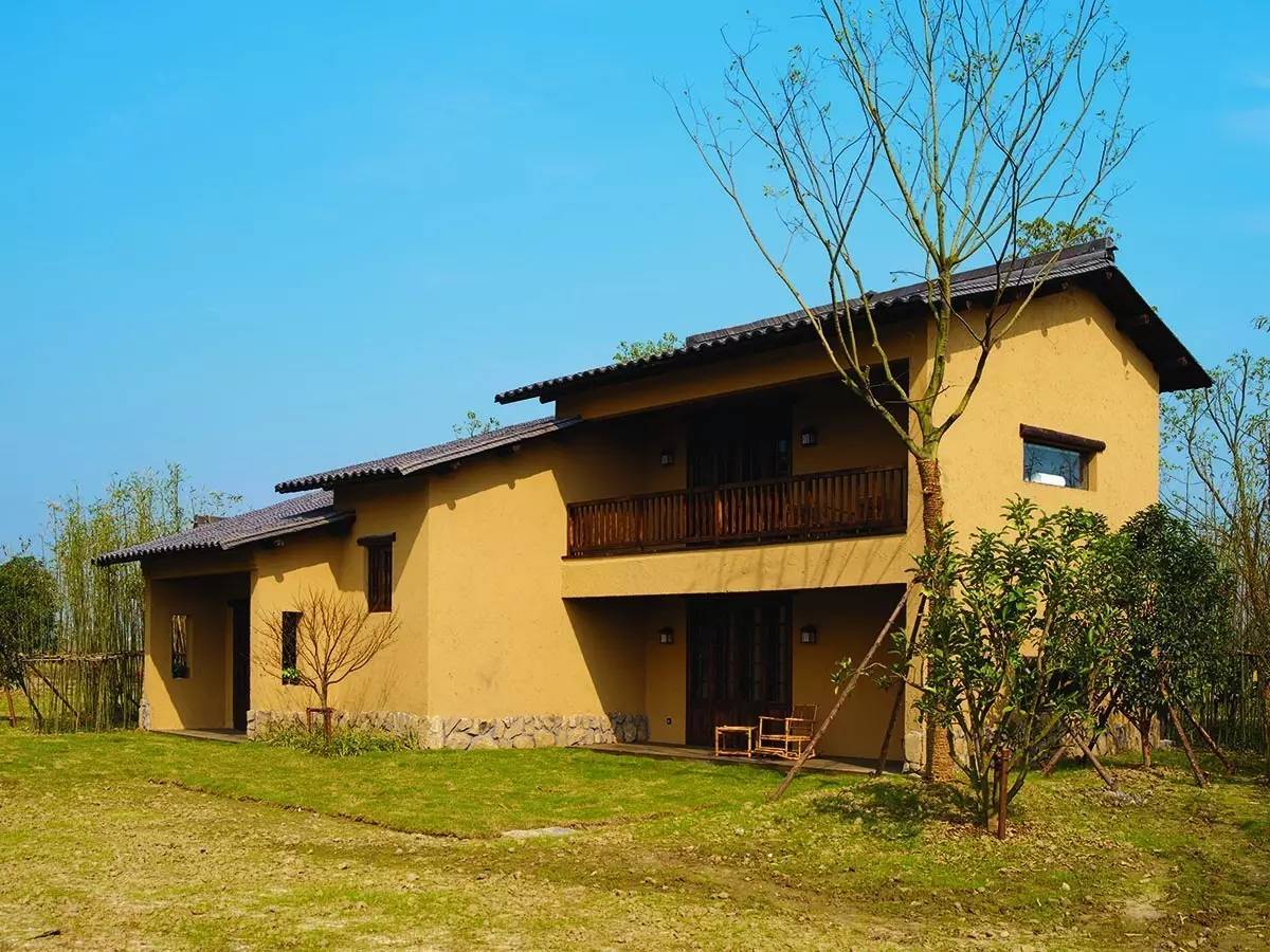 美丽乡村景区古镇现代夯土墙的秘密夯土漆