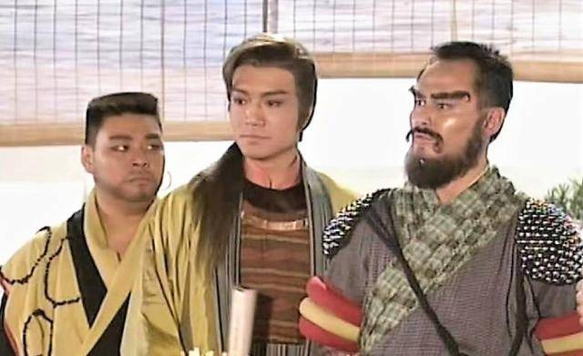 (新修版《神雕侠侣》)显然,影视作品中达尔巴的形象反过来了,气质