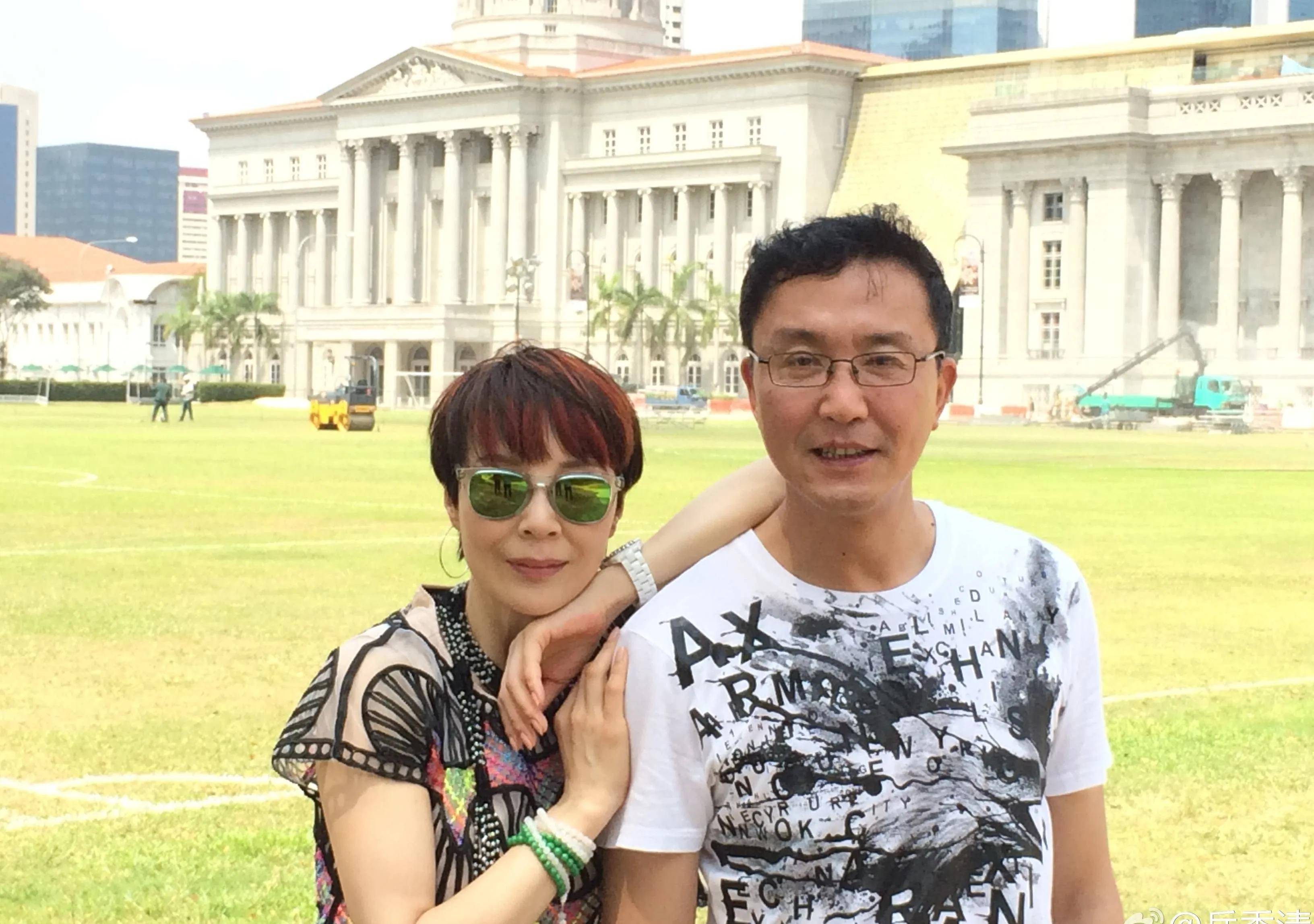 演员吴刚,用一盒冰激换来一个老婆,结婚31年零绯闻_岳秀清_铁人_什么