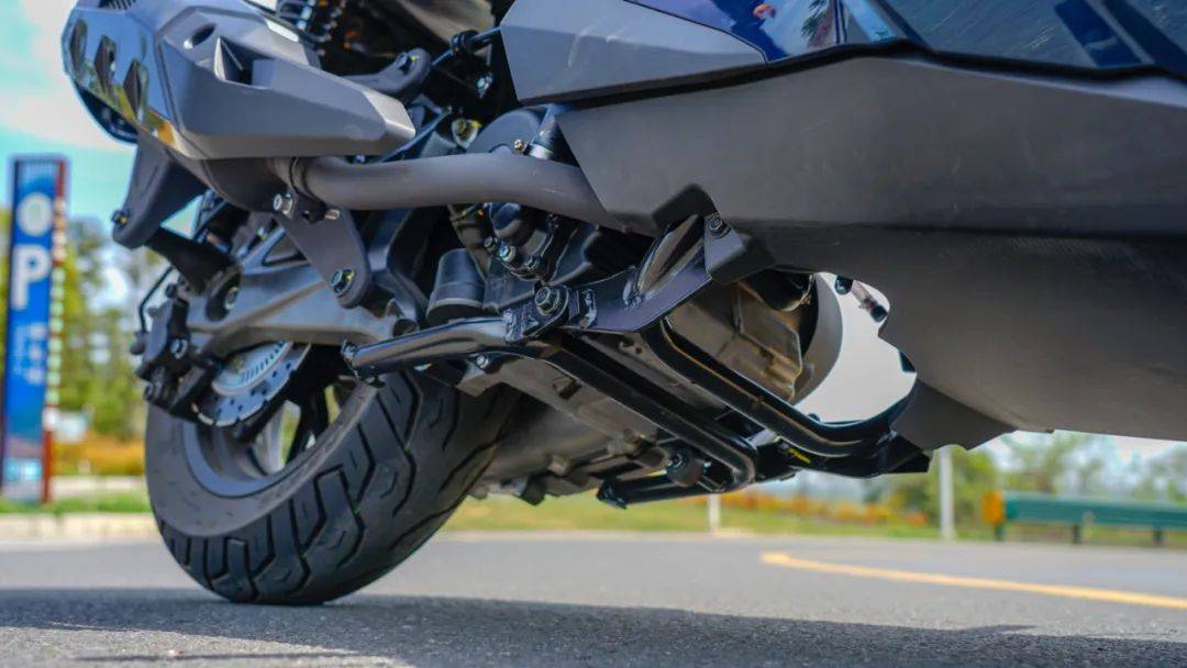 29980元起四气门的赛艇s250来啦光阳s250静态解读