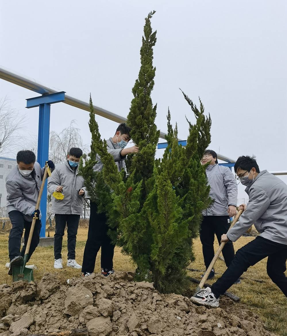 石家莊四藥集團廣祥製藥舉辦植樹活動