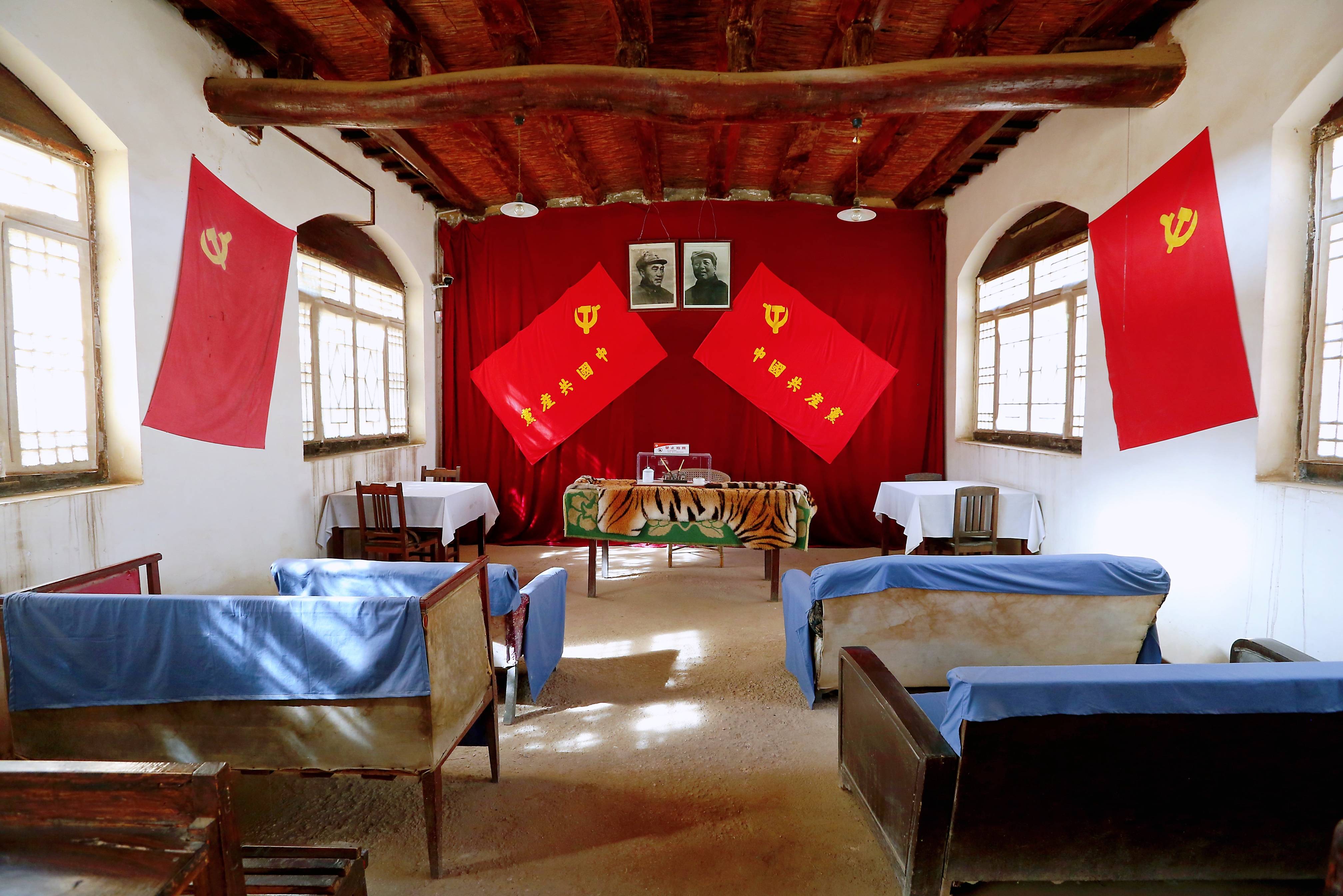 西柏坡以"革命圣地"著称,纪念馆,七届二中全会会址,老一辈无产阶级