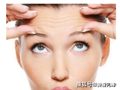 面相学--额头“纹印”哪些是好的？_皱纹_横纹_命运