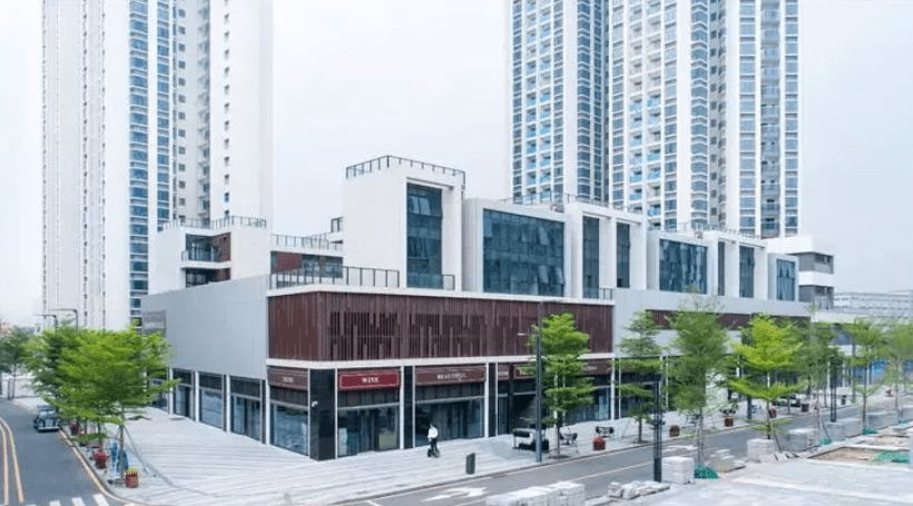 满京华云著雅婷实景图