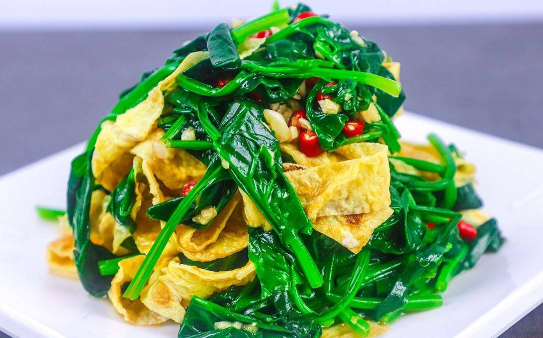 建议中老年人7种碱性蔬菜要多吃润燥去火越吃越健康