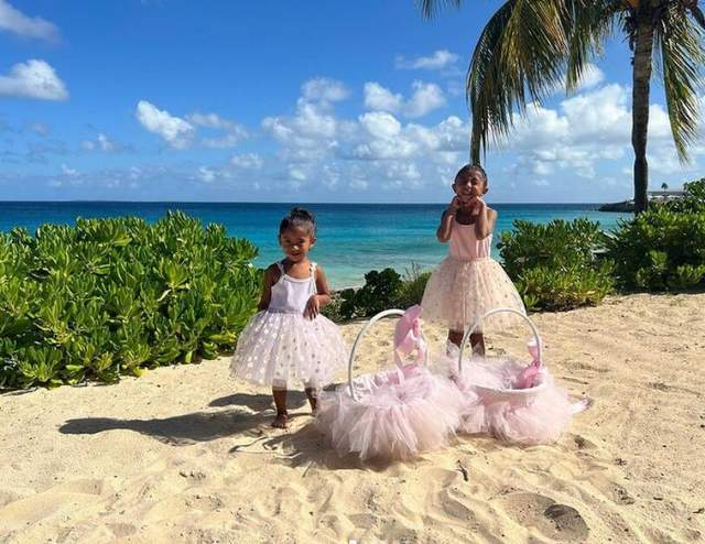 瓦妮莎晒与科比结婚21周年纪念照:宝贝,我永远爱你_二女儿_丈夫_成为