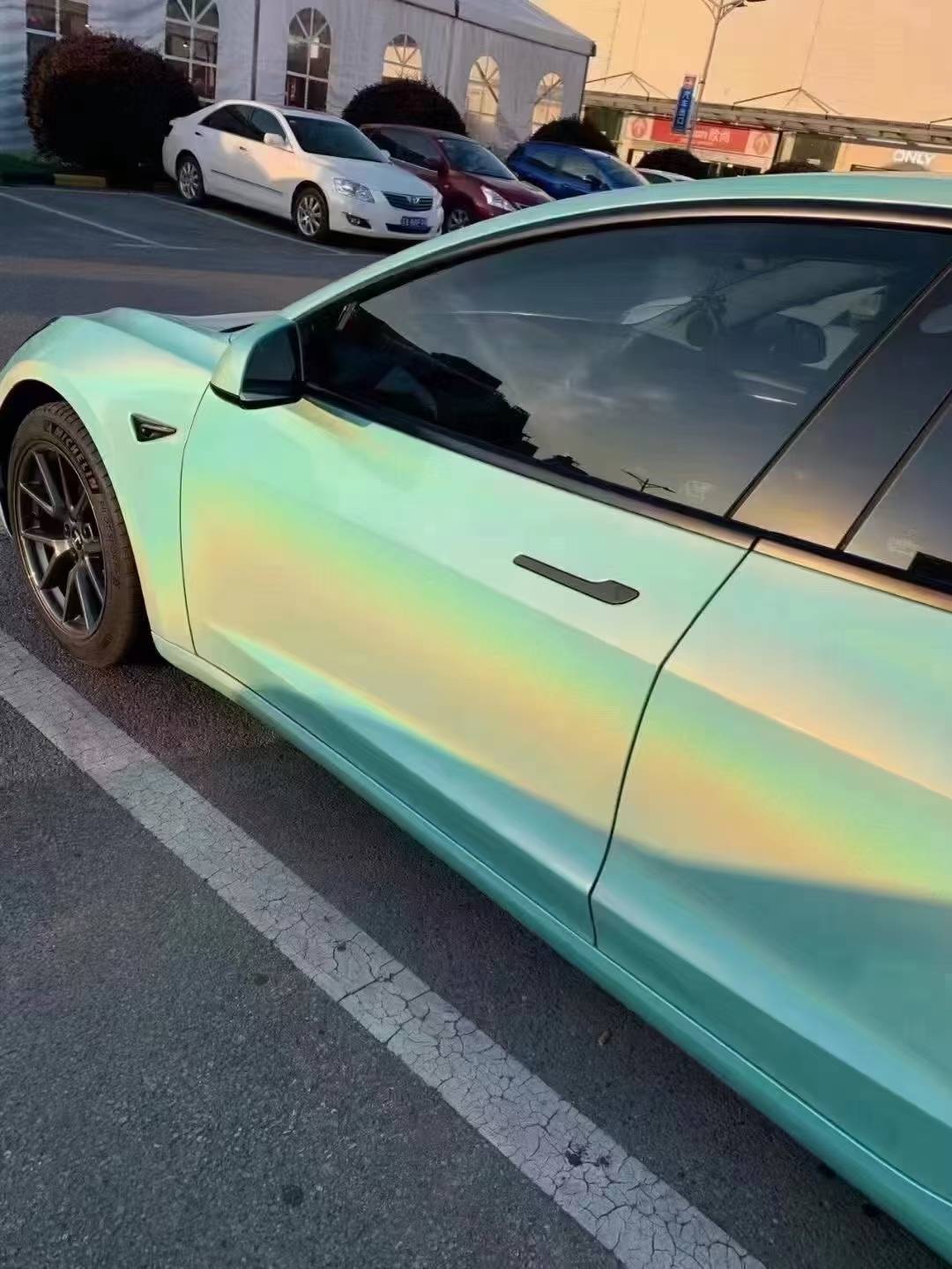 特斯拉skto改色膜七彩镭射蒂芙尼蓝