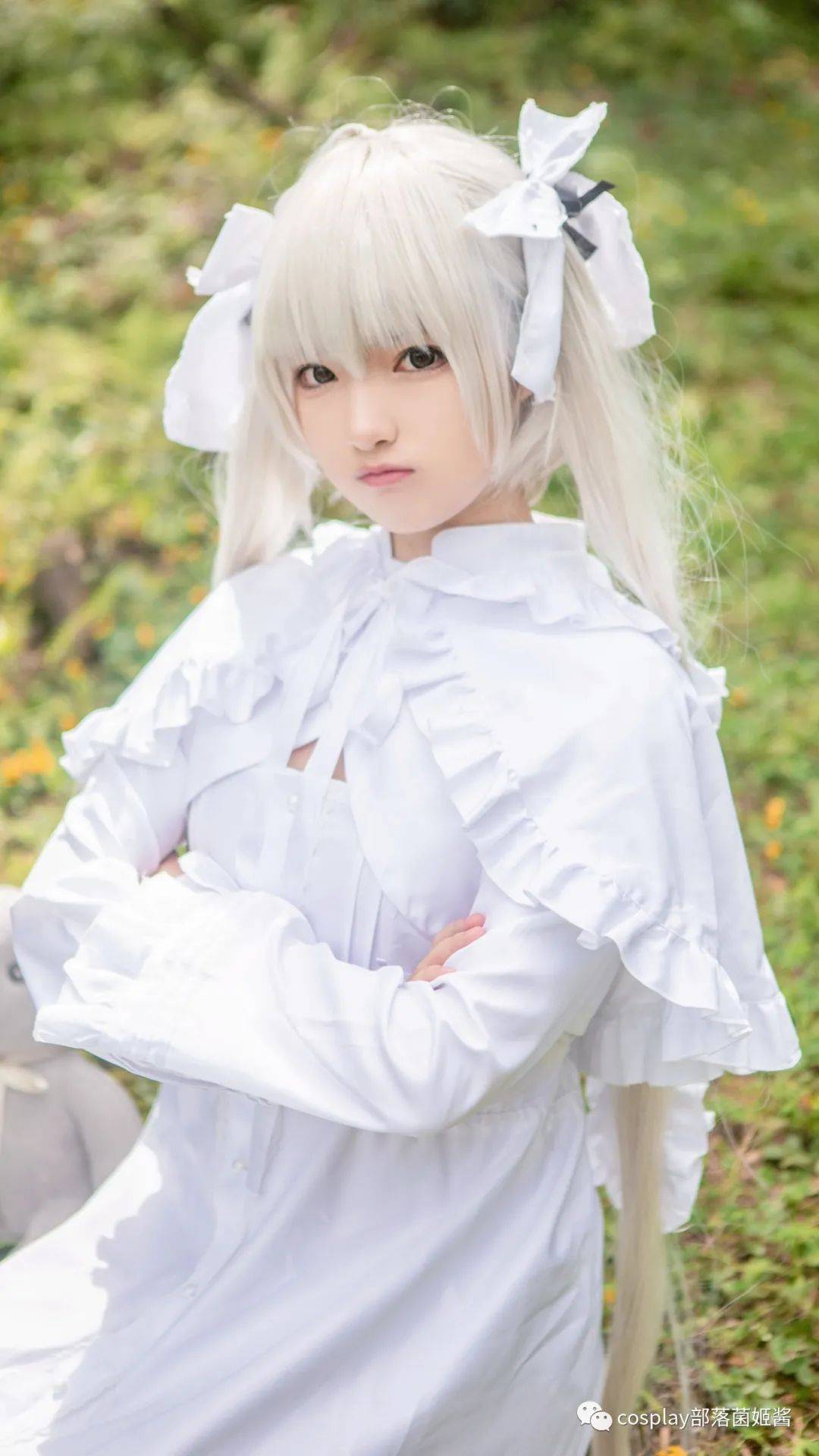 cos山间雪发精灵穹妹cos正片中村迟