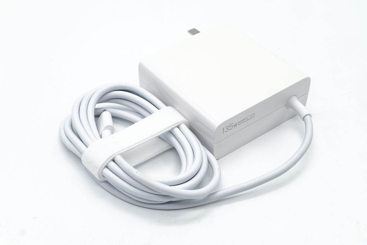 华为135w充电器评测135w私有协议98wpd输出