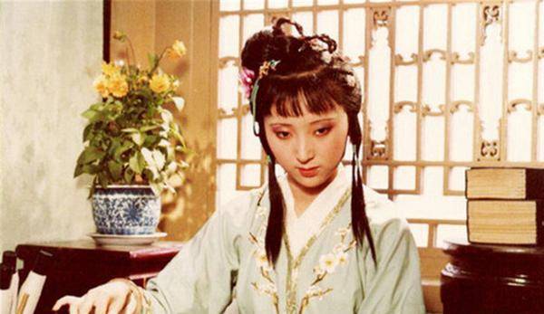 原创林黛玉的魅力体现在哪里看刘姥姥到潇湘馆如何评价就知道了