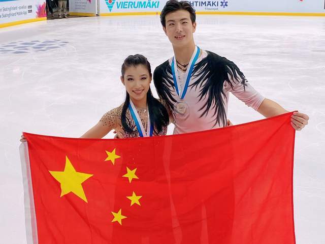 齁甜柳鑫宇卡点0点为王诗玥庆生感谢全世界最好的舞伴王大漂亮