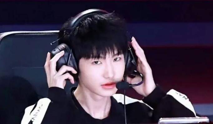 ag一诺1256字纪念kpl4周年老队友纷纷祝福趁机招募江城加盟