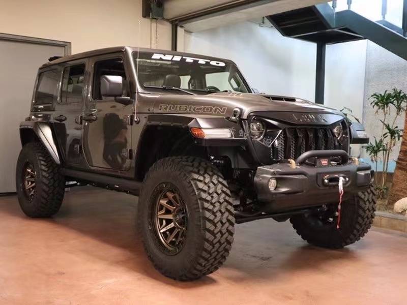 大排量v8引擎 全地形轮胎,jeep牧马人"升级完毕",威猛又霸气