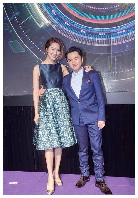 李亚男腿长是长,但怎么是五五分身材,看着也不高呀!_王祖蓝_裙子_个子