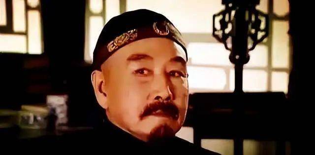 "作为整部《雍正王朝》剧中开挂般的角色,李定保饰演的邬思道一直是剧