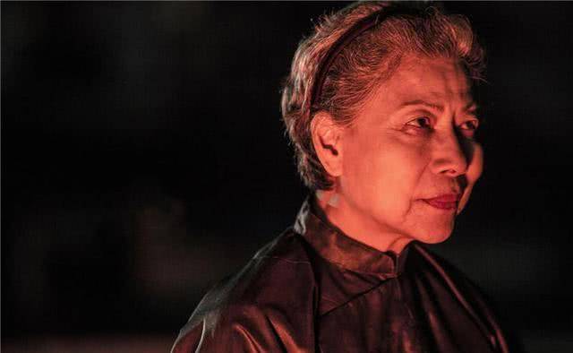 原创鬼后罗兰近照曝光童年记忆一点没变85岁从未婚嫁一生无子