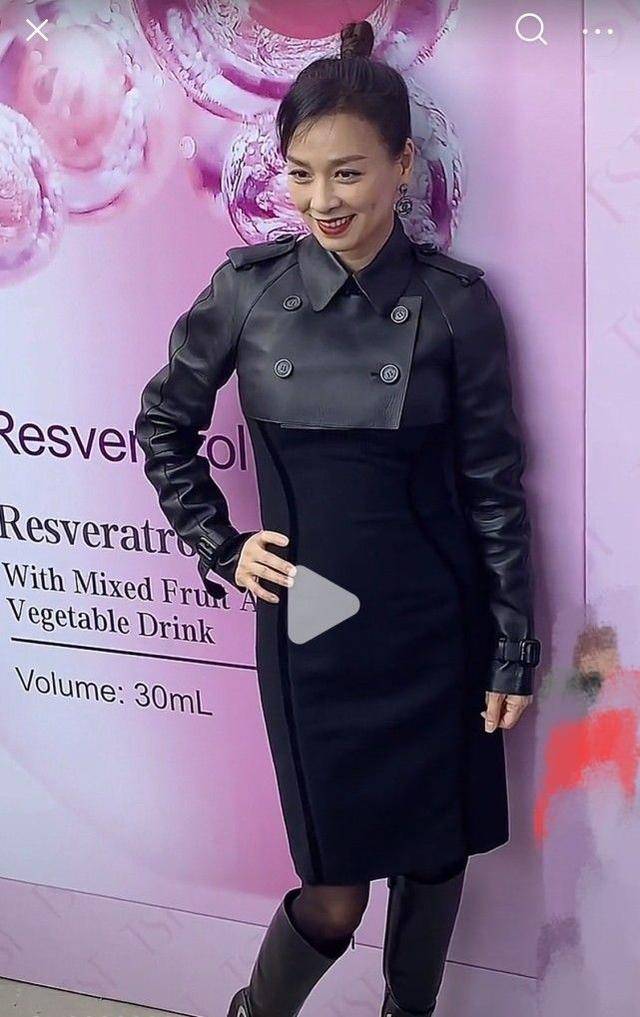 原创张庭不美颜又黑又老穿的再年轻漂亮这脸松弛下垂发腮明显啊