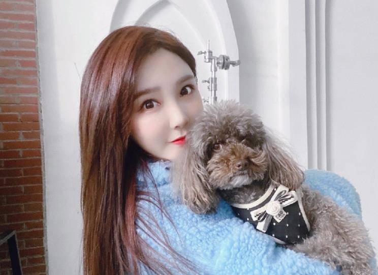 相信不少网友对于江璟儿这个名字都非常陌生,但实际上