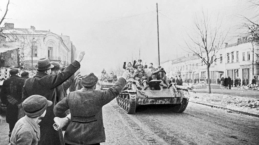 原创二战1944年8月华沙起义最终演变成一场德军屠城战役25万人丧生