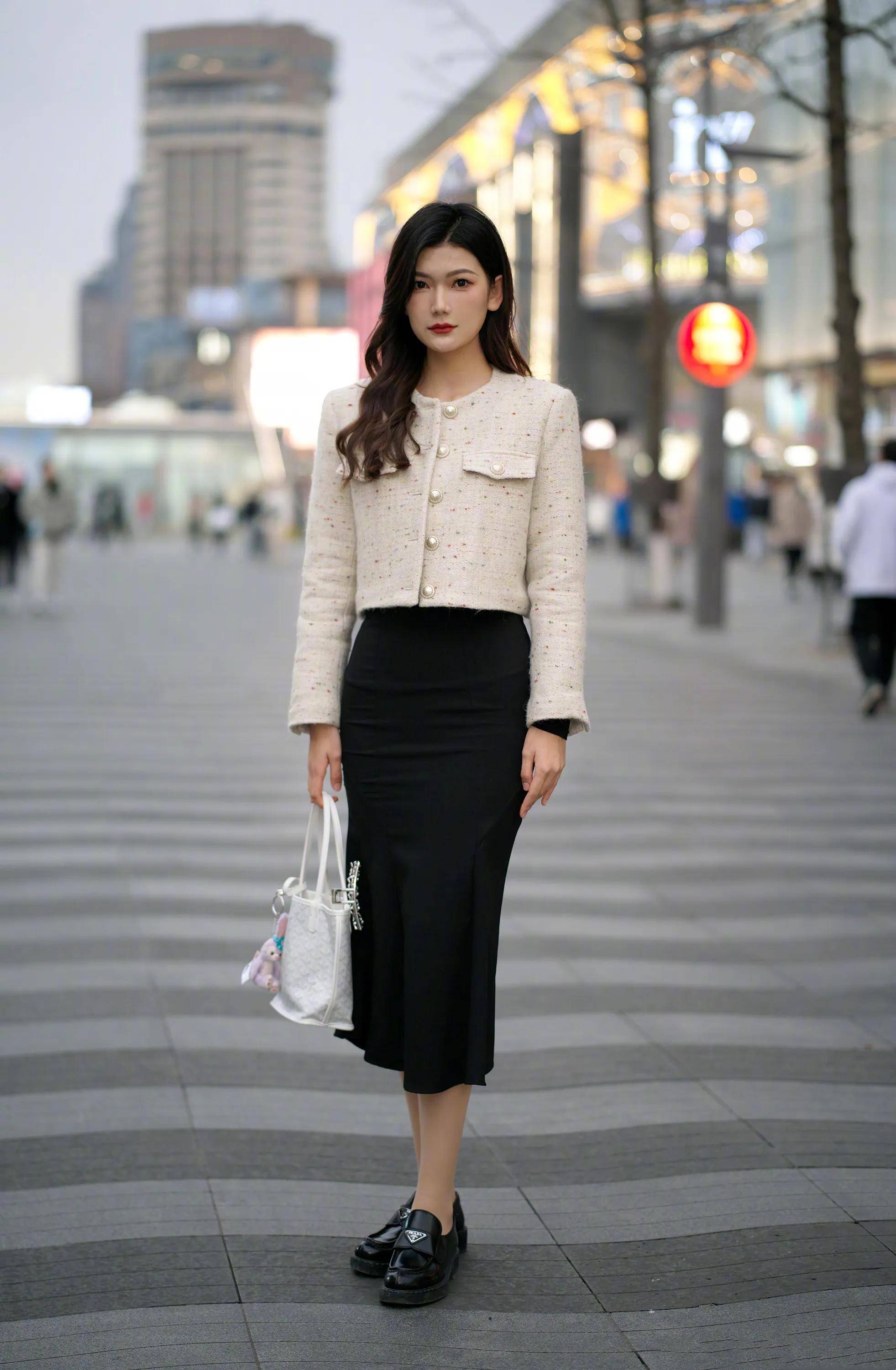 goyard必买十款包,戈雅goyard哪些包款最受欢迎?10组街拍穿搭告诉你