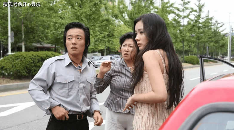 韩国丑女逆袭剧电影图片