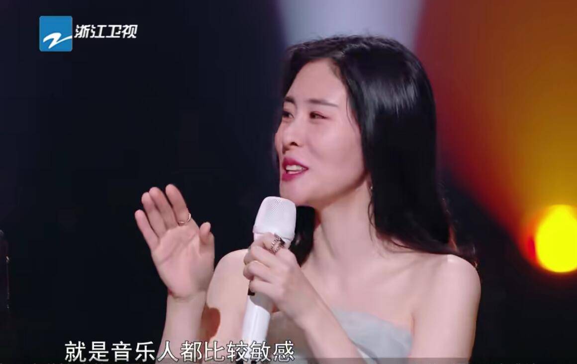 原创张碧晨的落泪让我看到了胡彦斌的人品周深的情商节目的套路