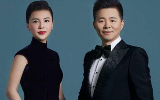 原创48岁歌手王宏伟妻子曝光难怪一直不愿公开原来是大家熟悉的她