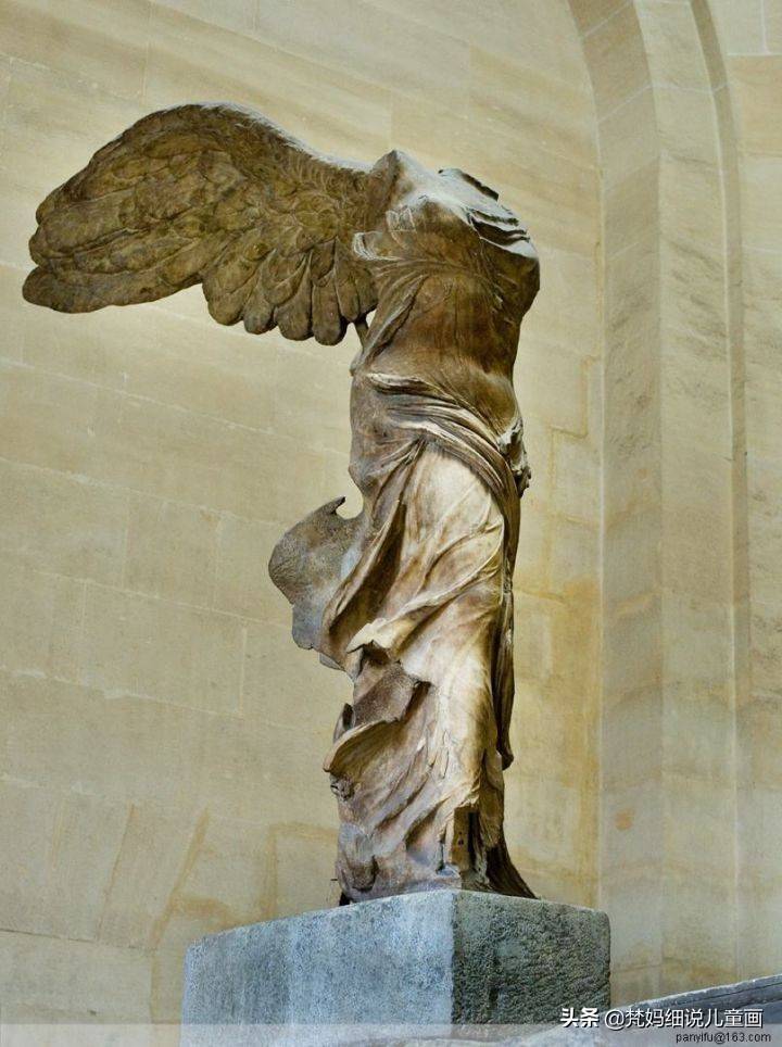 分别是断臂的维纳斯,无头的胜利女神和没有牙齿的蒙娜丽莎!