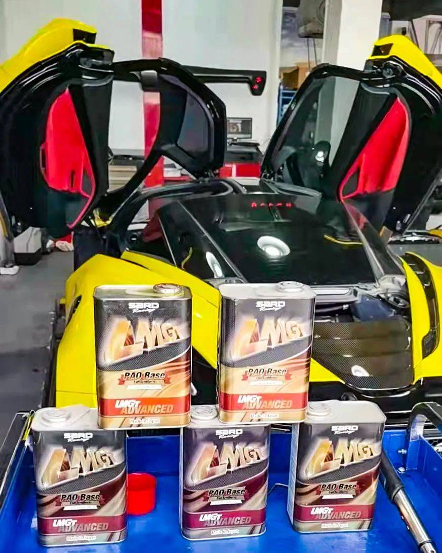 300多万的迈凯伦小保和奔驰差不多用日本旗舰sard机油仅四位数