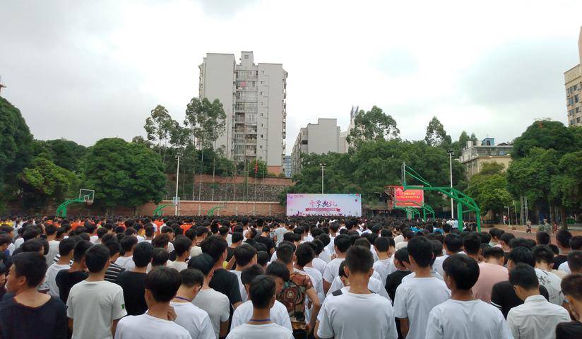 技校:北海市中等職業技術學校,廣西理工職業技術學校,廣西機電技師