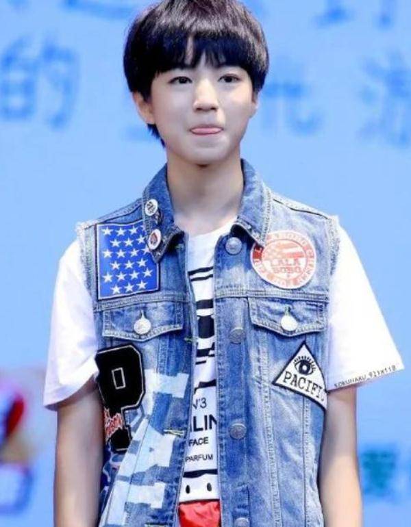 原创王俊凯16岁王源16岁吴磊16岁看见易烊千玺真帅气