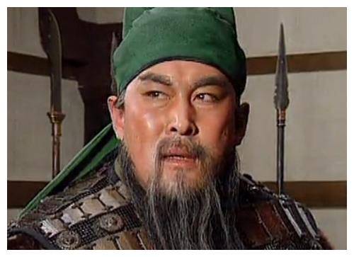 皇帝都喜欢给他加封号,黑白两道还都拜他_关羽为_曹操_形象