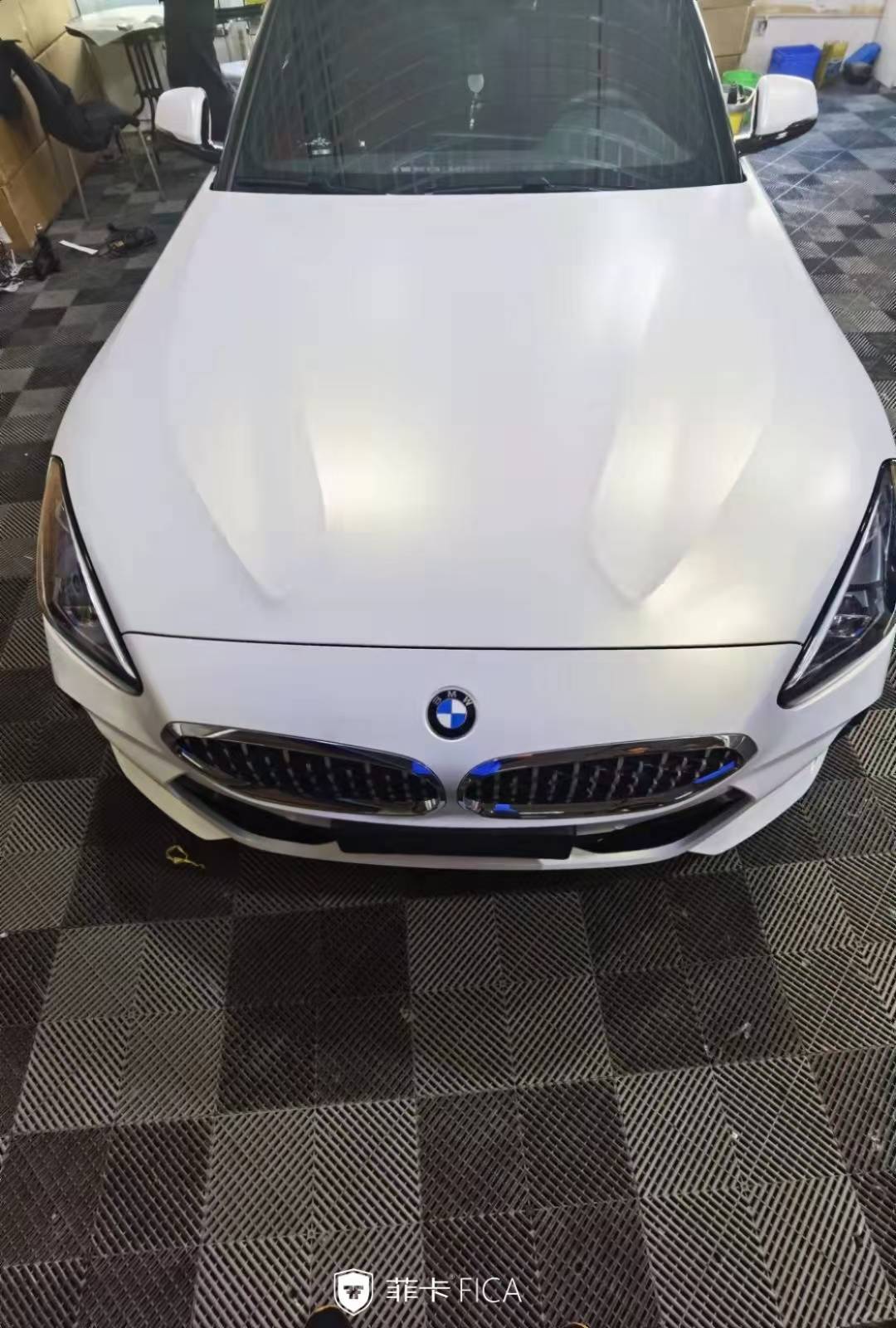 宝马z4菲卡改色膜白变金_搜狐汽车_搜狐网