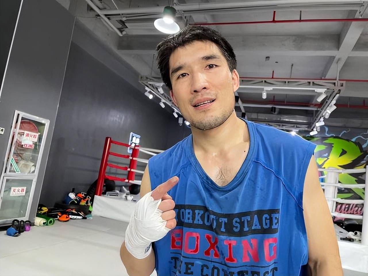 中国拳击狂人怒批行业乱象,直戳痛点,为抗疫化身志愿者_马海_教学